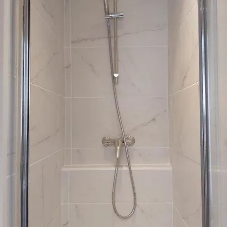 Appartement T2 Centre De Quartier Vauban/cormontaigne *