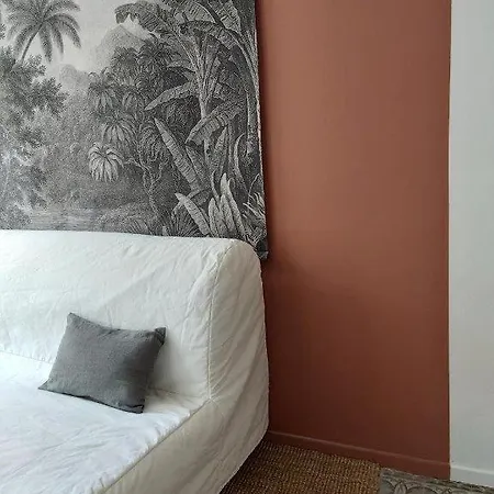 T2 Centre De Quartier Vauban/cormontaigne Apartamento *