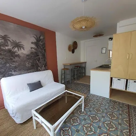 T2 Centre De Quartier Vauban/cormontaigne * Lila