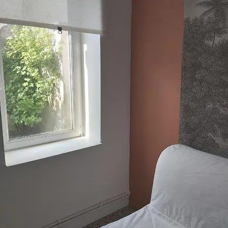 T2 Centre De Quartier Vauban/cormontaigne Lila